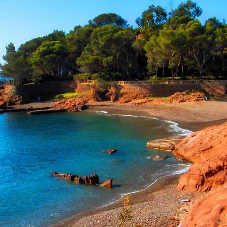 Kpricorn Bel Traversant Tres Proche A St Raphael Boulouris Saint-Raphael (Var)