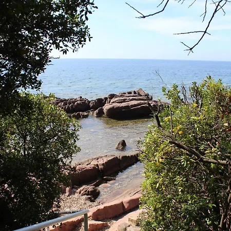 Kpricorn Bel Traversant Tres Proche A St Raphael Boulouris Saint-Raphael (Var)